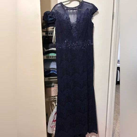 cameron blake navy blue dress Cameron Blake Trumpet Mikado Evening Dress 221686